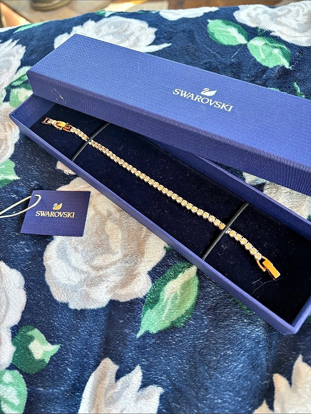 NWT Swarovski CZ Crystal Rose Gold Bracelet